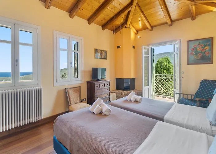 Вилла Hortensia - Infinity Pool & Sea Views By Explore Andros Ipsila